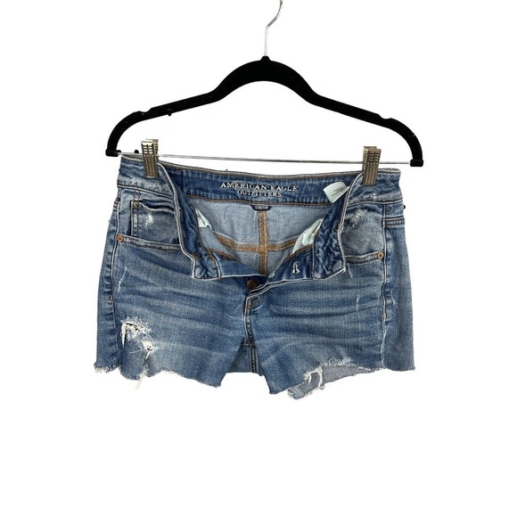 American Eagle Tomgirl Cutoff Denim Shorts Size 4 - Picture 6 of 7